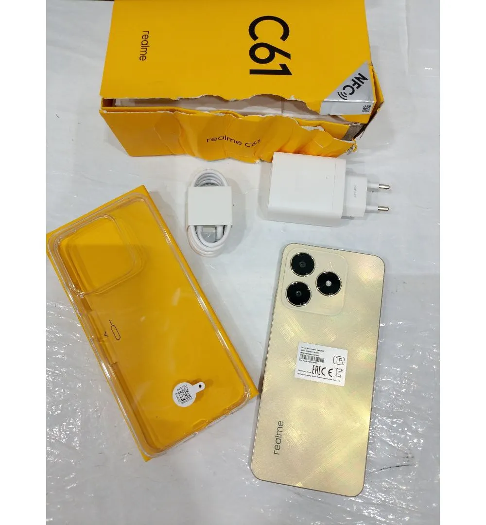 Смартфон Realme C61 6/128Gb Gold отличное состояние - фото 2